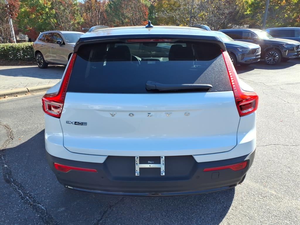 New 2026 Volvo EX40 Single Motor Extended Range Plus SUV