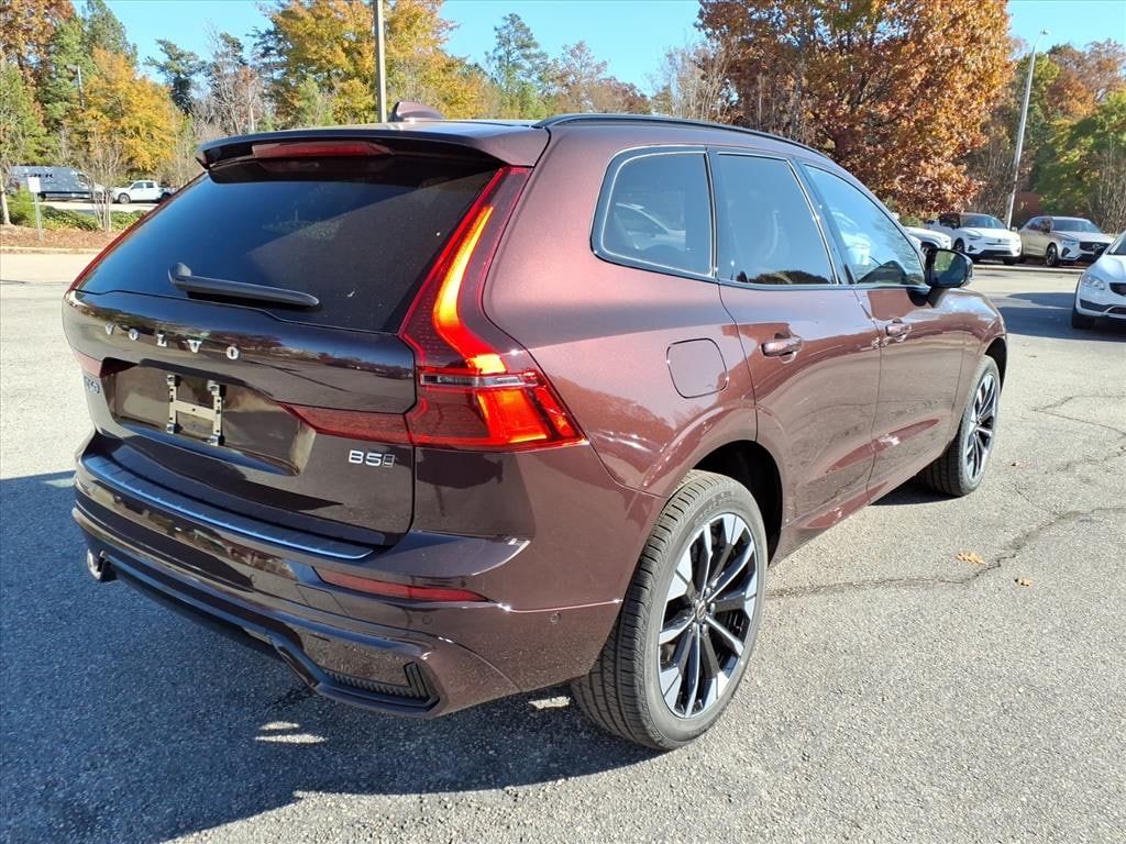 New 2026 Volvo XC60 B5 Plus SUV