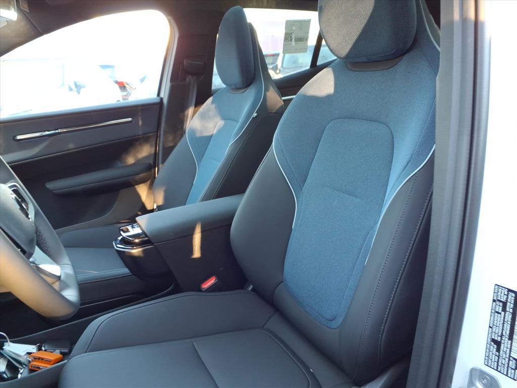 2025 Volvo EX30 Plus - Photo 15