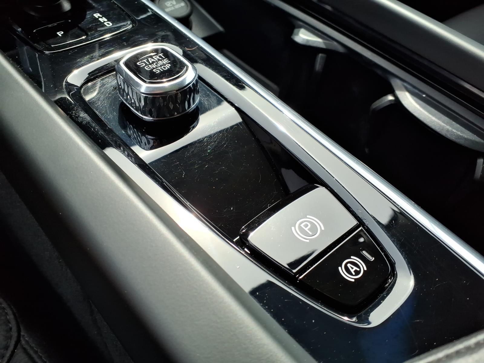 2023 Volvo XC60 Plus - Photo 21