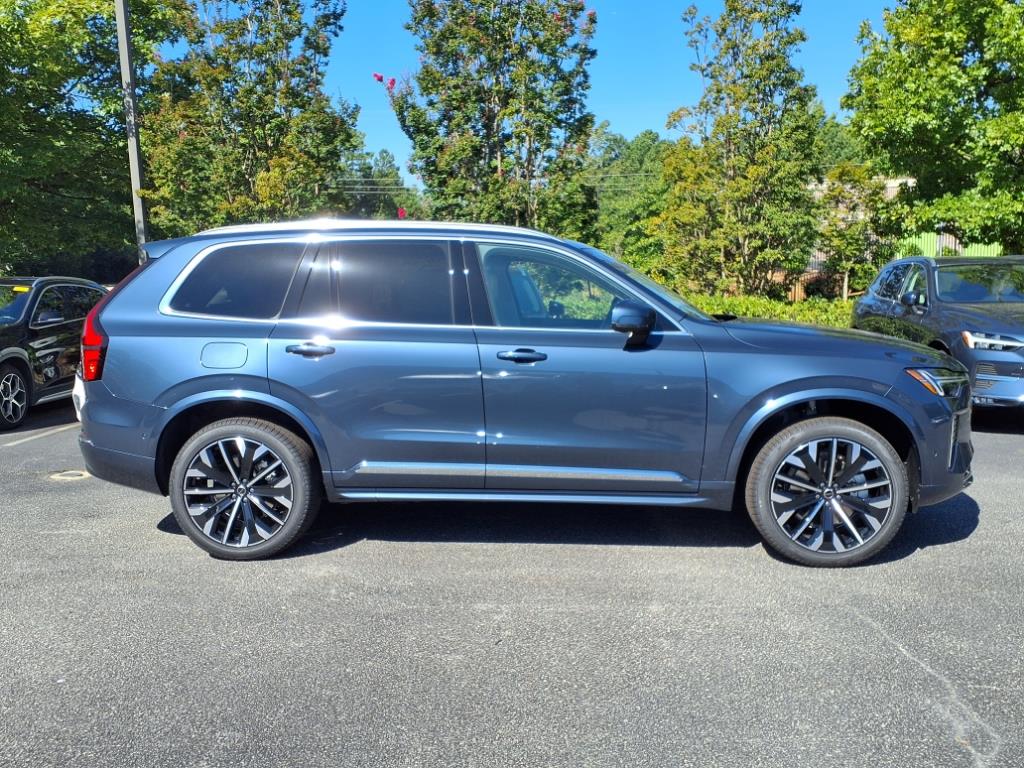 2026 Volvo XC90 photo 2