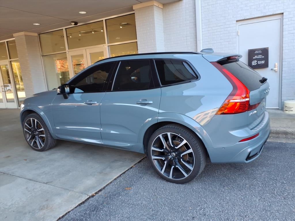Certified 2023 Volvo XC60 B5 FWD Ultimate Dark SUV
