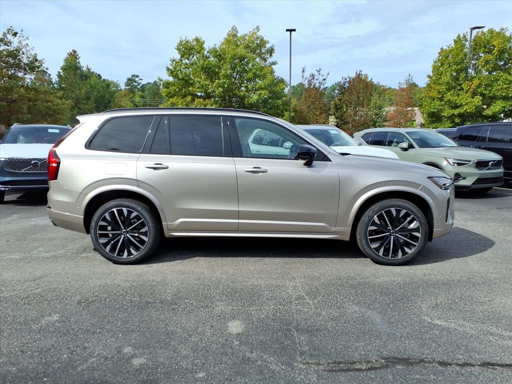 New 2026 Volvo XC90 B6 Ultra Dark Theme 7-Seater SUV