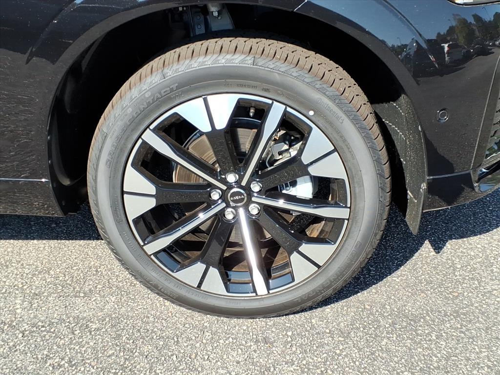 2026 Volvo XC60 Plus - Photo 11