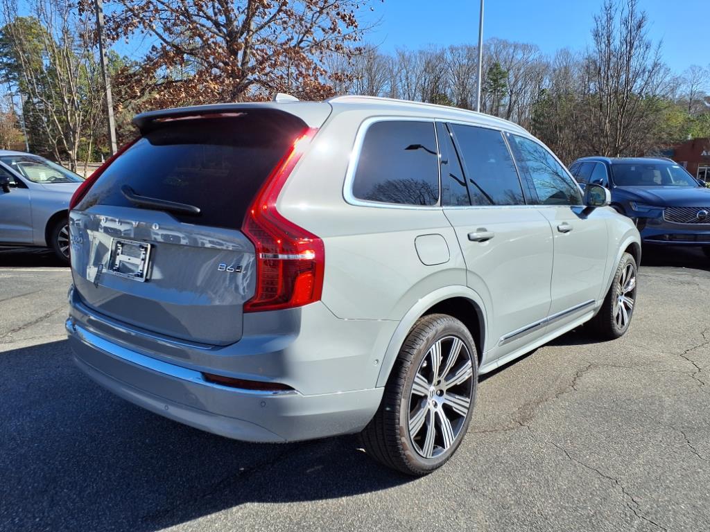 2025 Volvo XC90 Plus photo 3