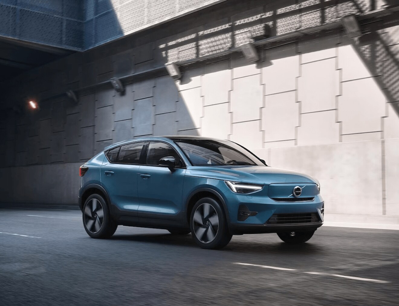 Volvo C40 Configurations