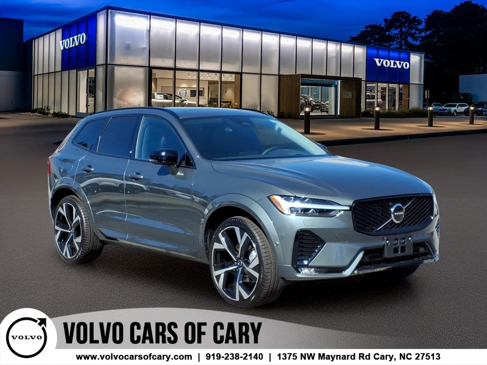 2026 Volvo XC60 B5 Ultra Dark AWD's photo