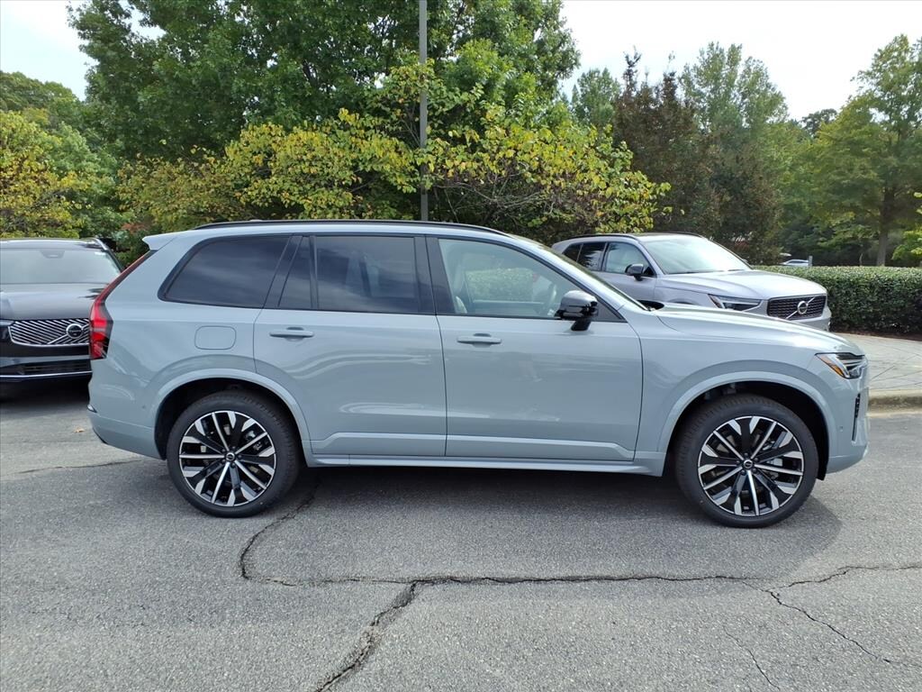 New 2026 Volvo XC90 B6 Ultra Dark Theme 7-Seater SUV