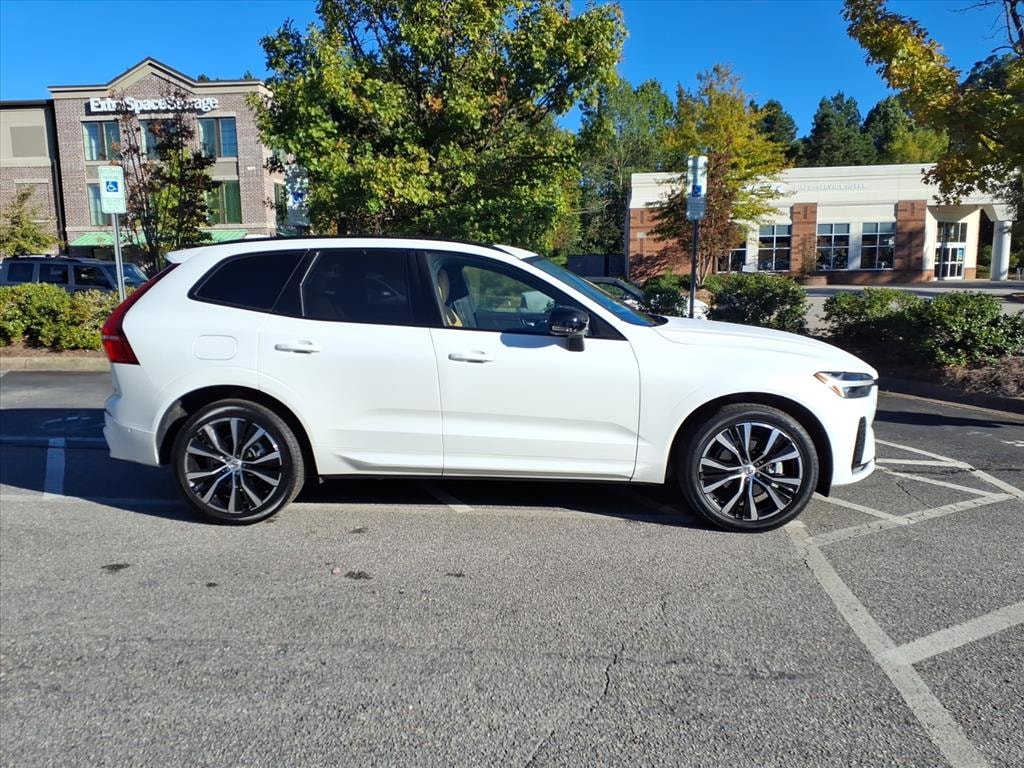 Certified 2023 Volvo XC60 B5 FWD Ultimate Dark SUV