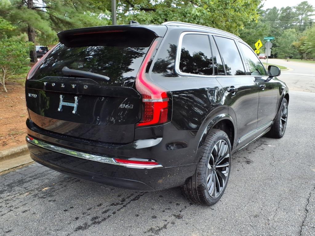 2026 Volvo XC90 Plus photo 2