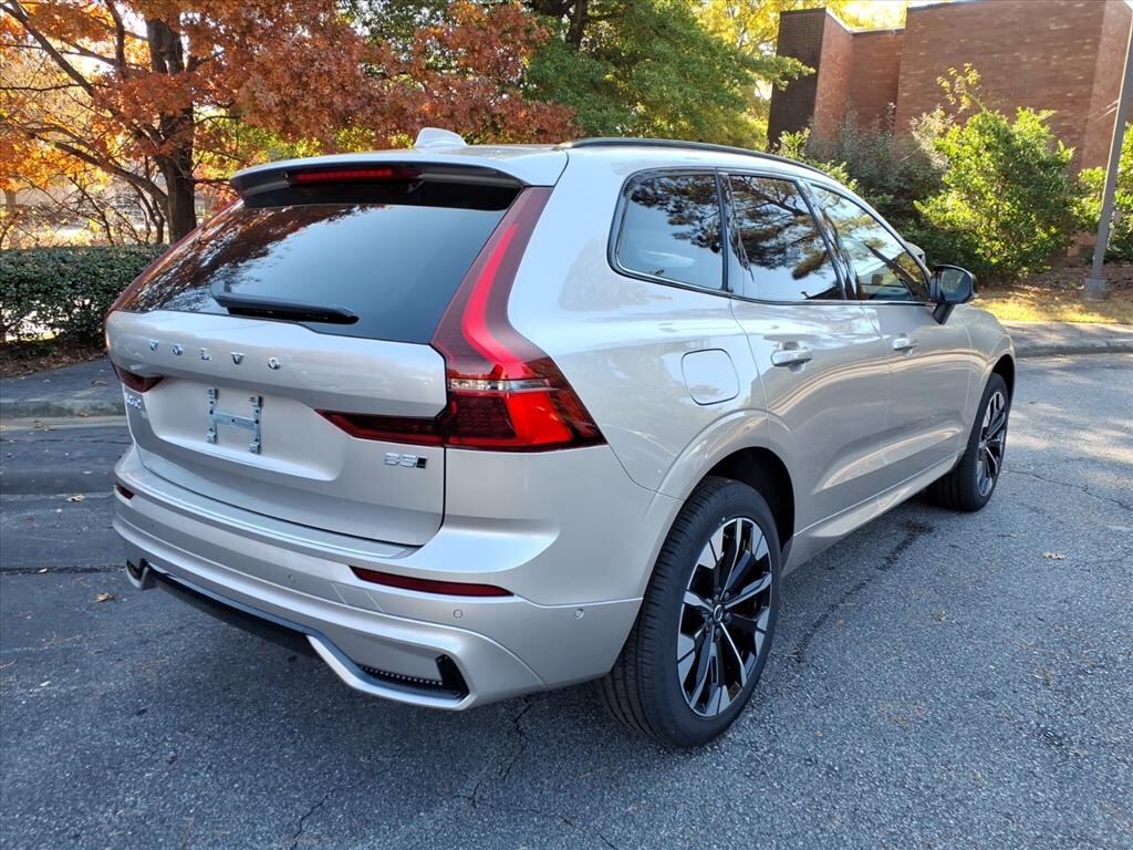 New 2026 Volvo XC60 B5 Plus SUV