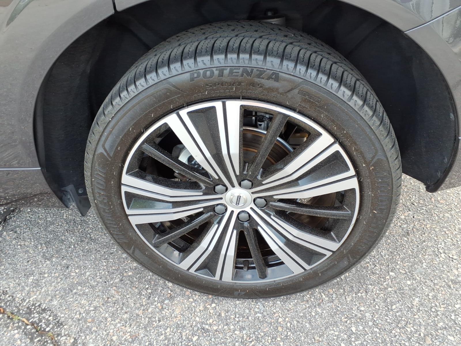 2023 Volvo XC60 Plus - Photo 11