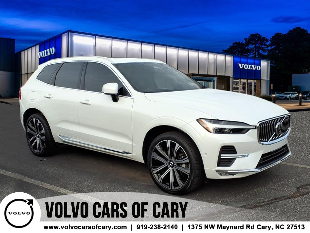 2023 Volvo XC60 Ultimate's photo