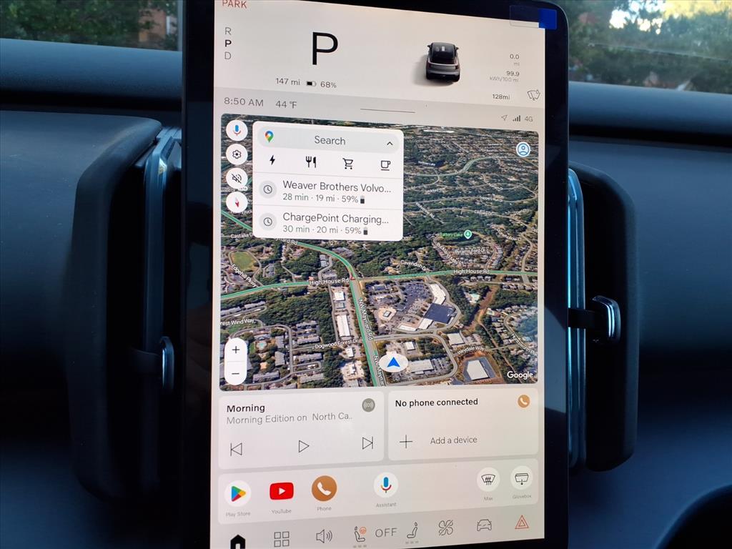 2025 Volvo EX30 Plus - Photo 16