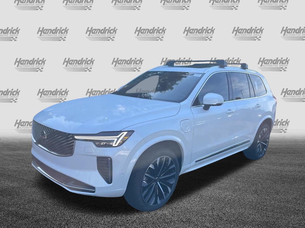 Used 2026 Volvo XC90 Plug-In Hybrid Plus SUV