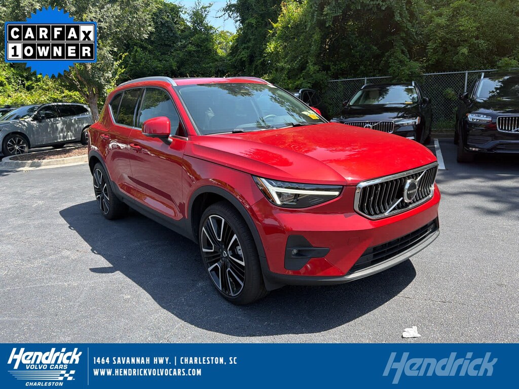 Used 2024 Volvo XC40 Ultimate Bright Theme SUV
