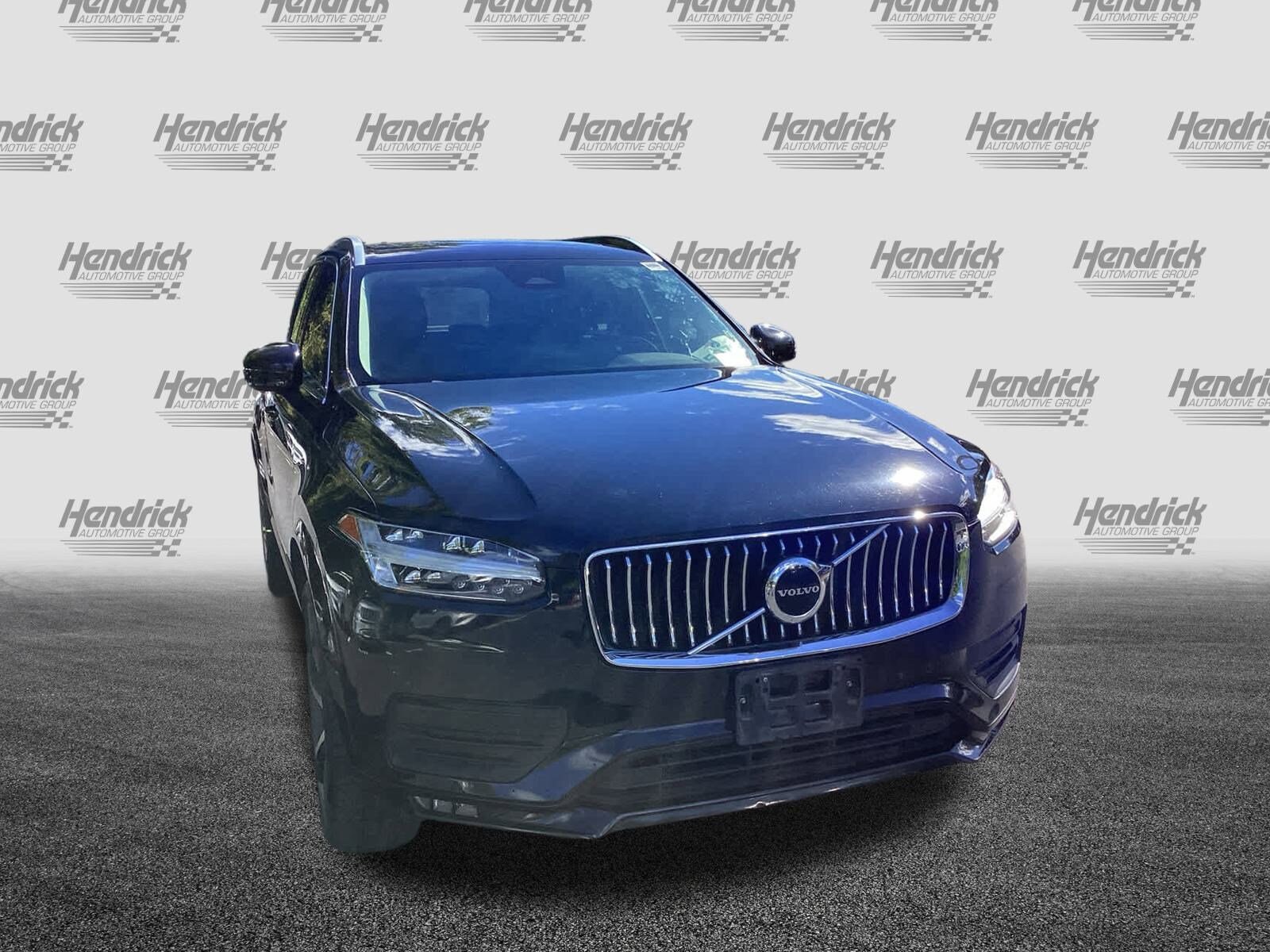 2023 Volvo XC90 Core photo 2