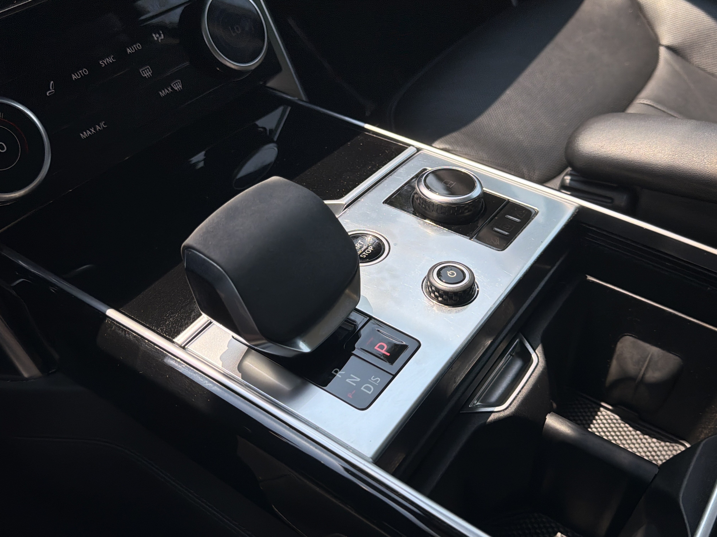 2022 Land Rover Range Rover Base - Photo 26