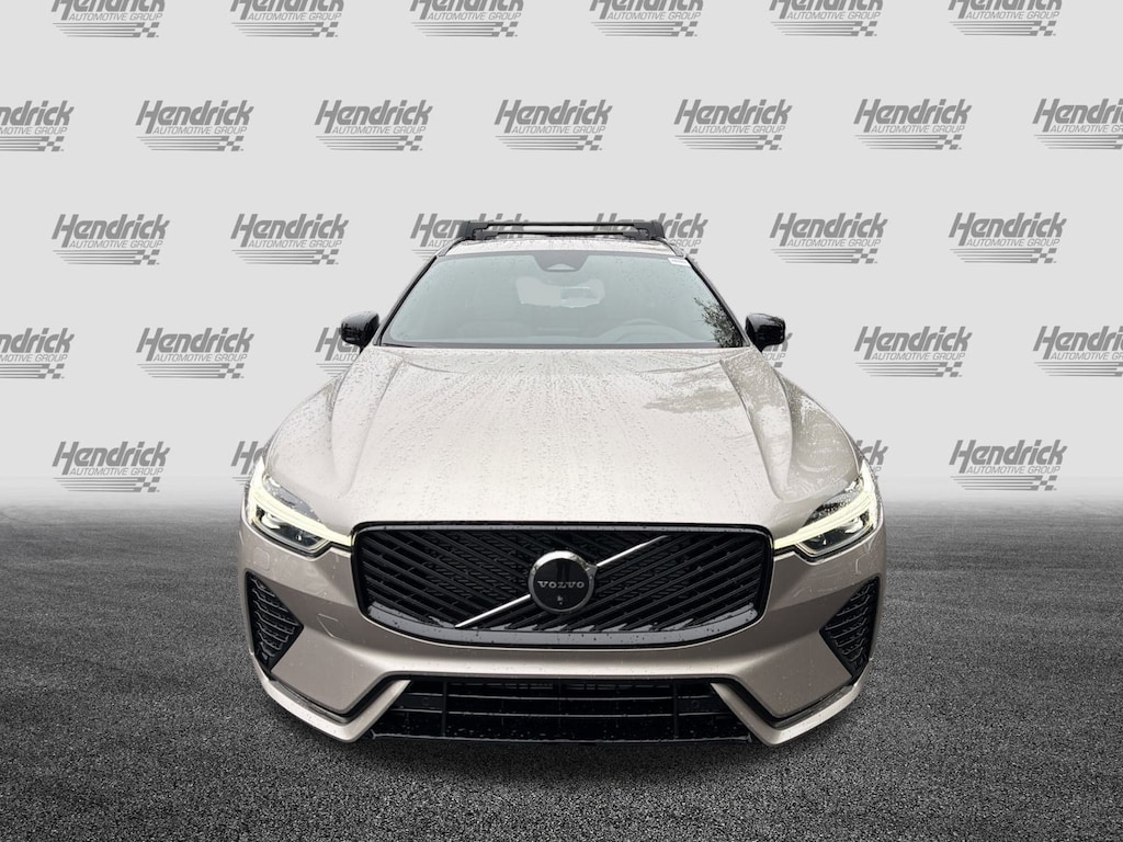 New 2026 Volvo XC60 B5 Plus SUV