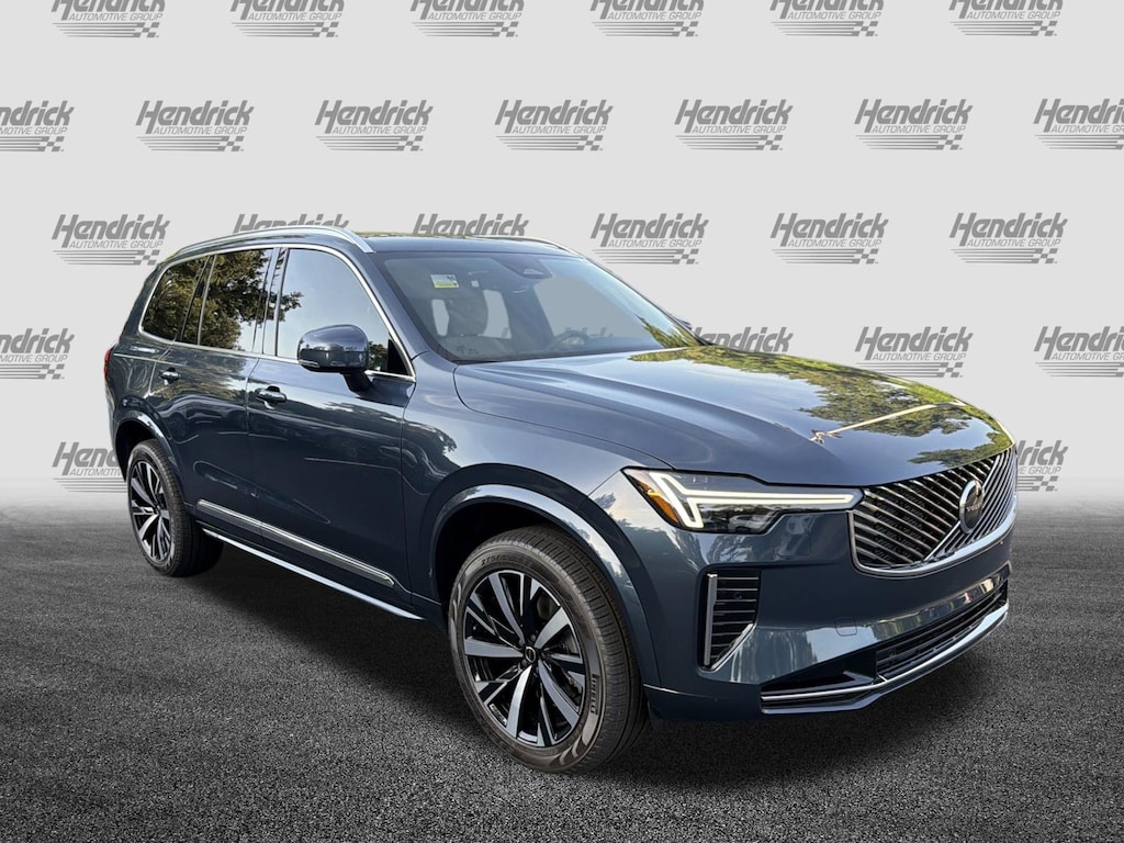 New 2026 Volvo XC90 B5 Core SUV