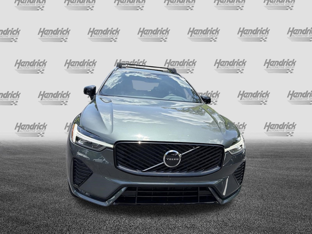 New 2026 Volvo XC60 B5 Core SUV