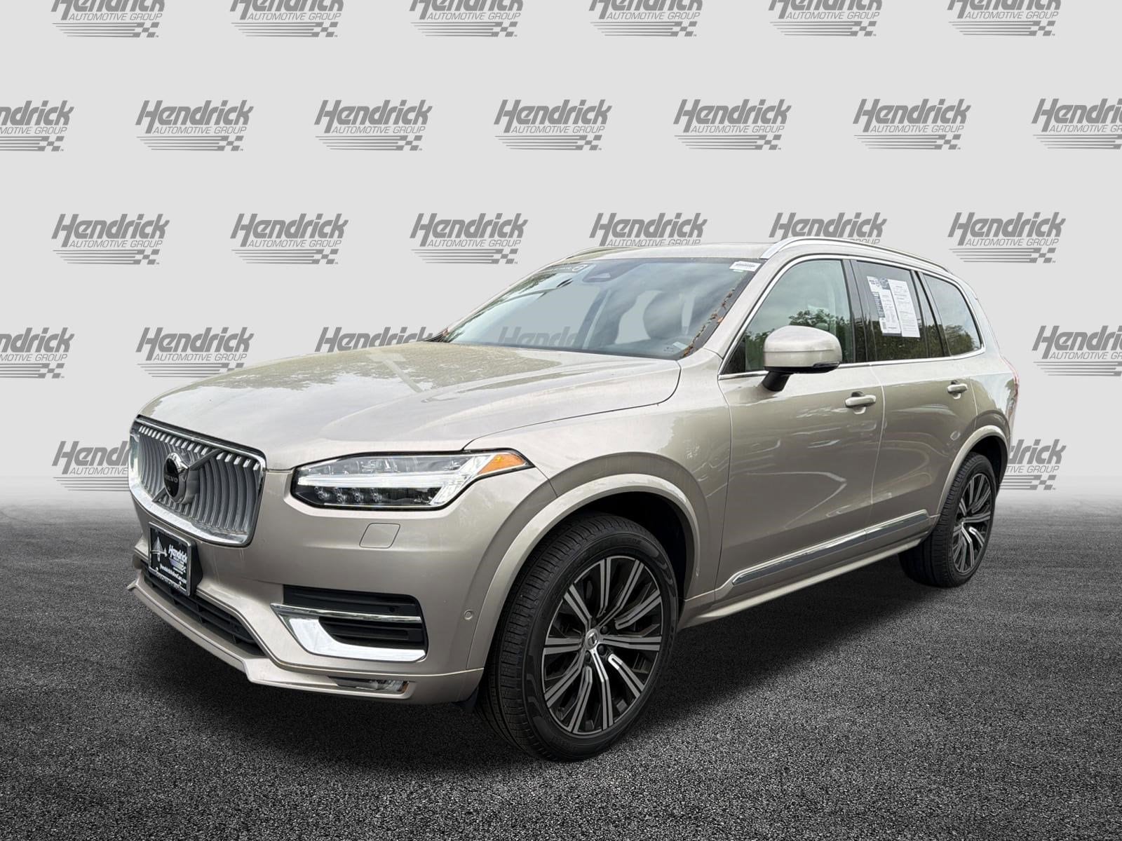 2023 Volvo XC90 Plus photo 4