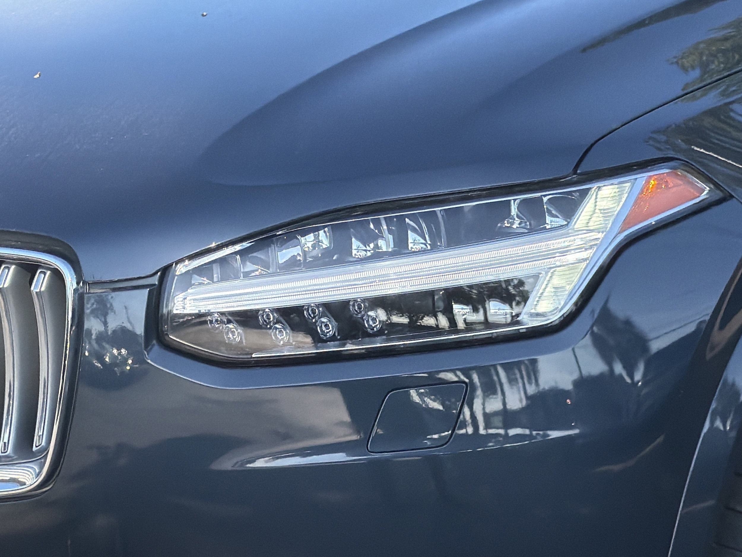 2024 Volvo XC90 Core Bright Theme photo 5