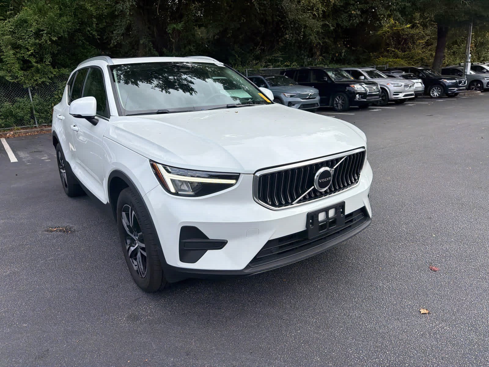 Used 2025 Volvo XC40 Core Bright Theme SUV