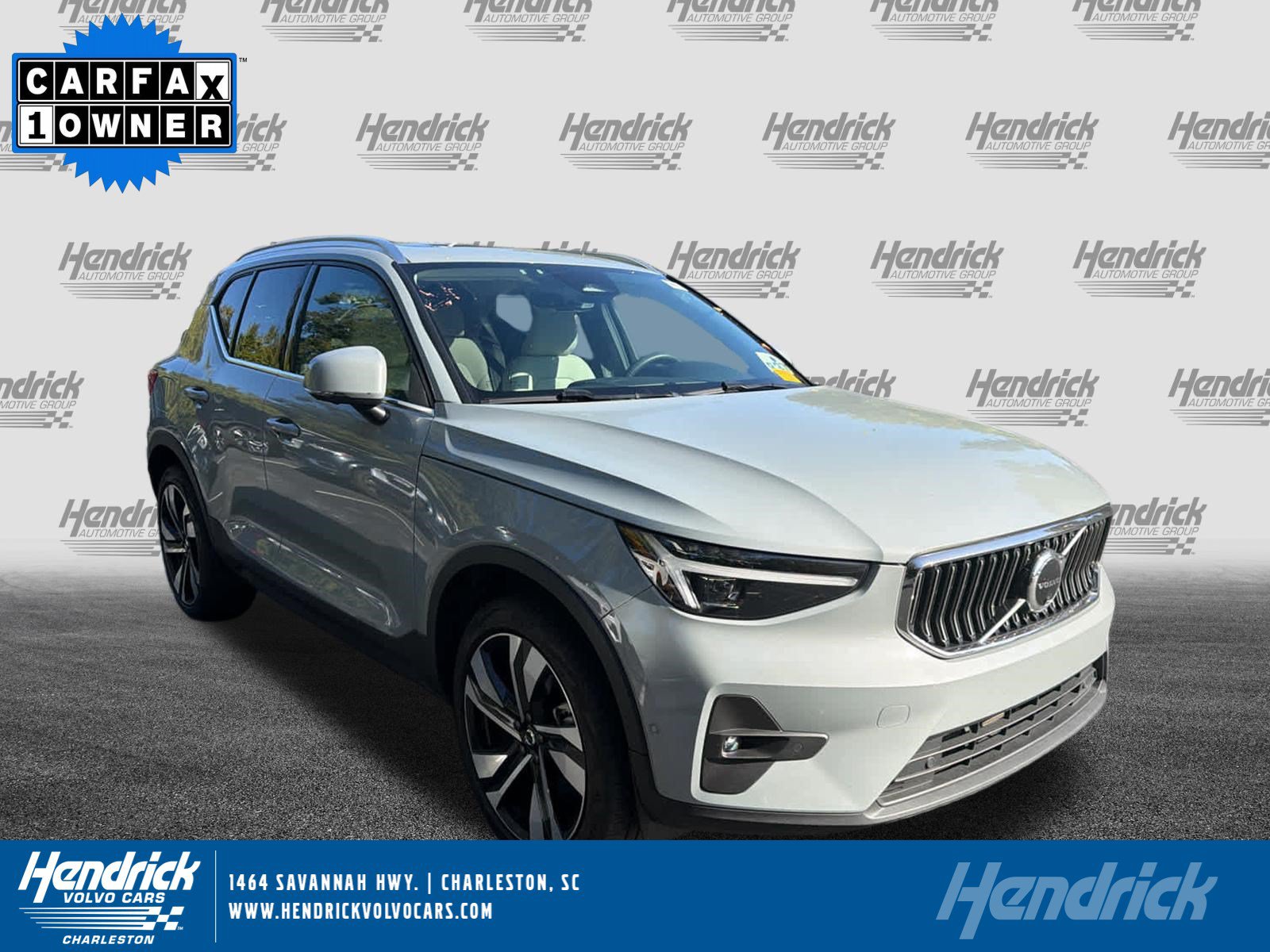 Used 2024 Volvo XC40 Ultimate Bright Theme SUV