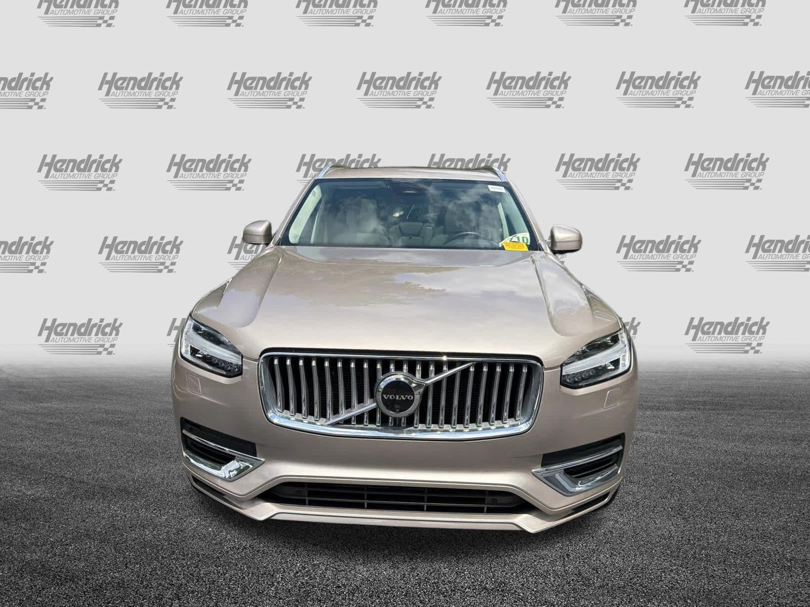 Volvo XC90 Recharge Plug-In Hybrid Plus Bright Theme