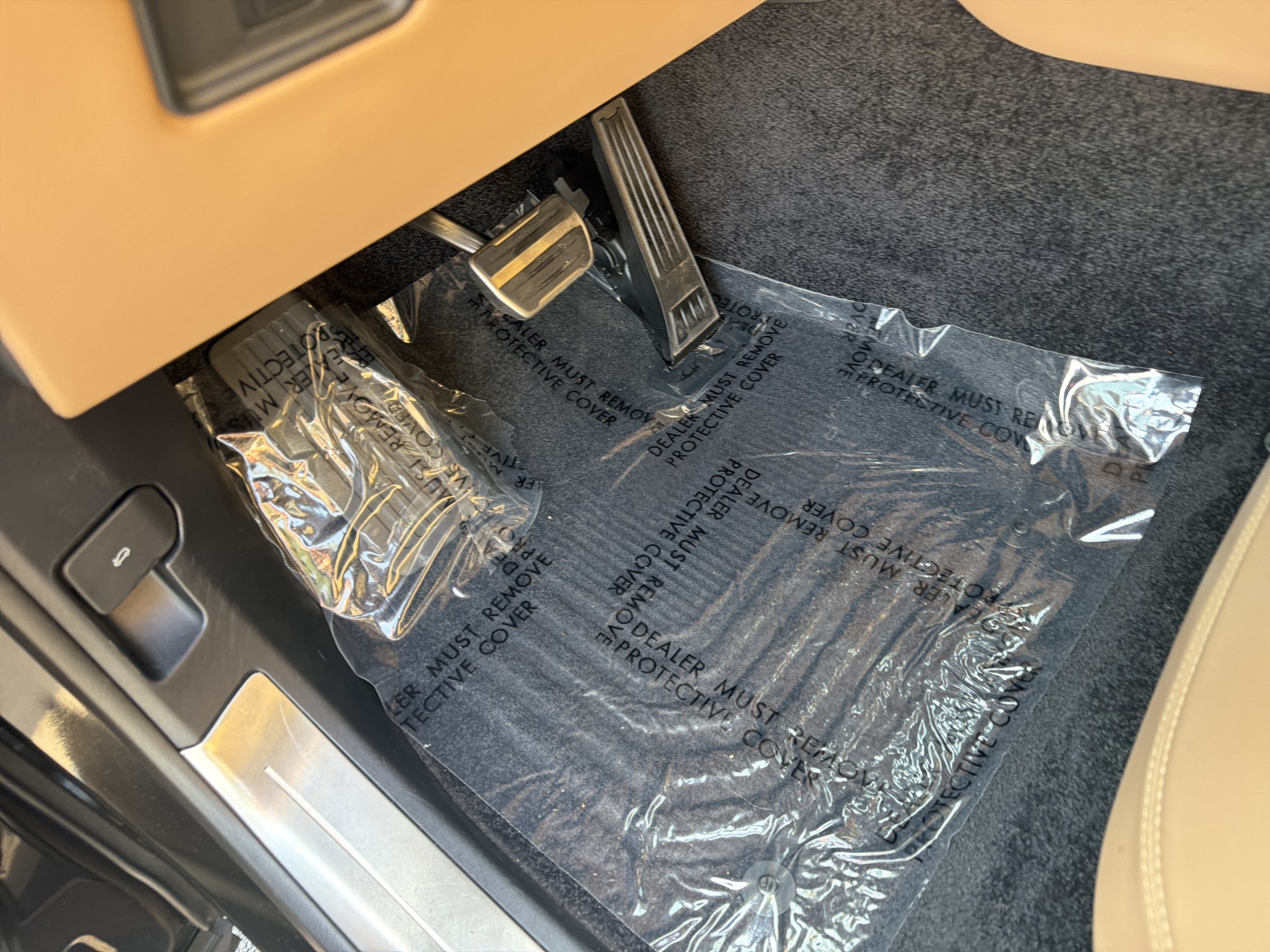 2024 Land Rover Range Rover SE - Photo 18