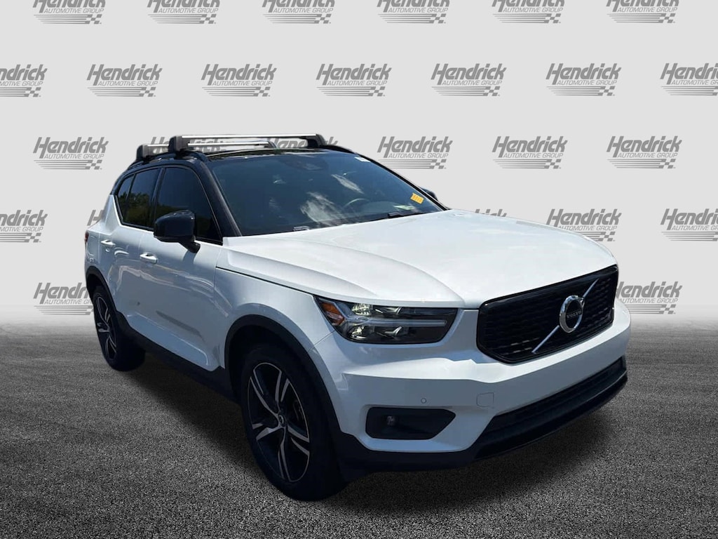 Used 2022 Volvo XC40 R-Design SUV