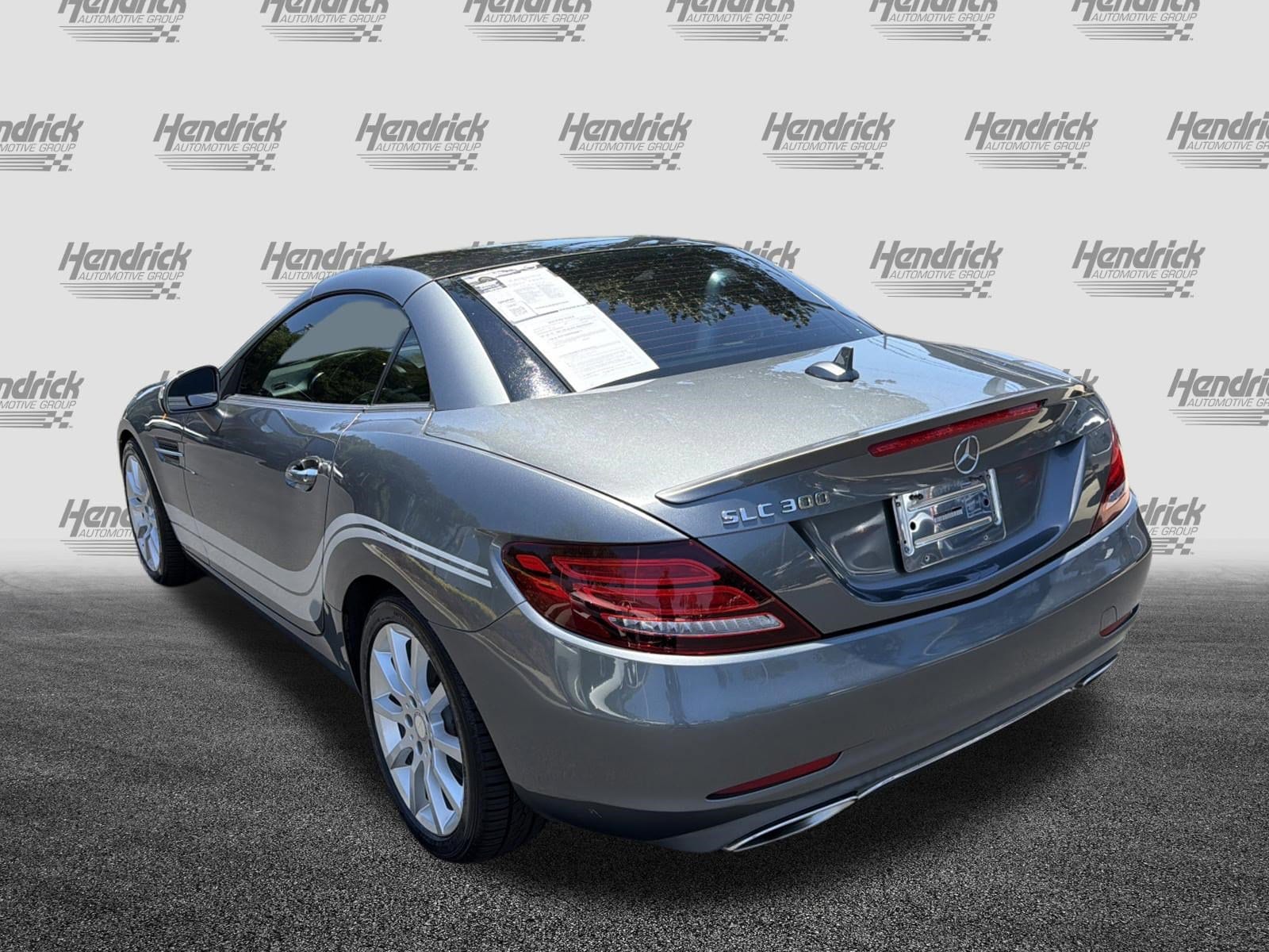 Mercedes-Benz SLC 300