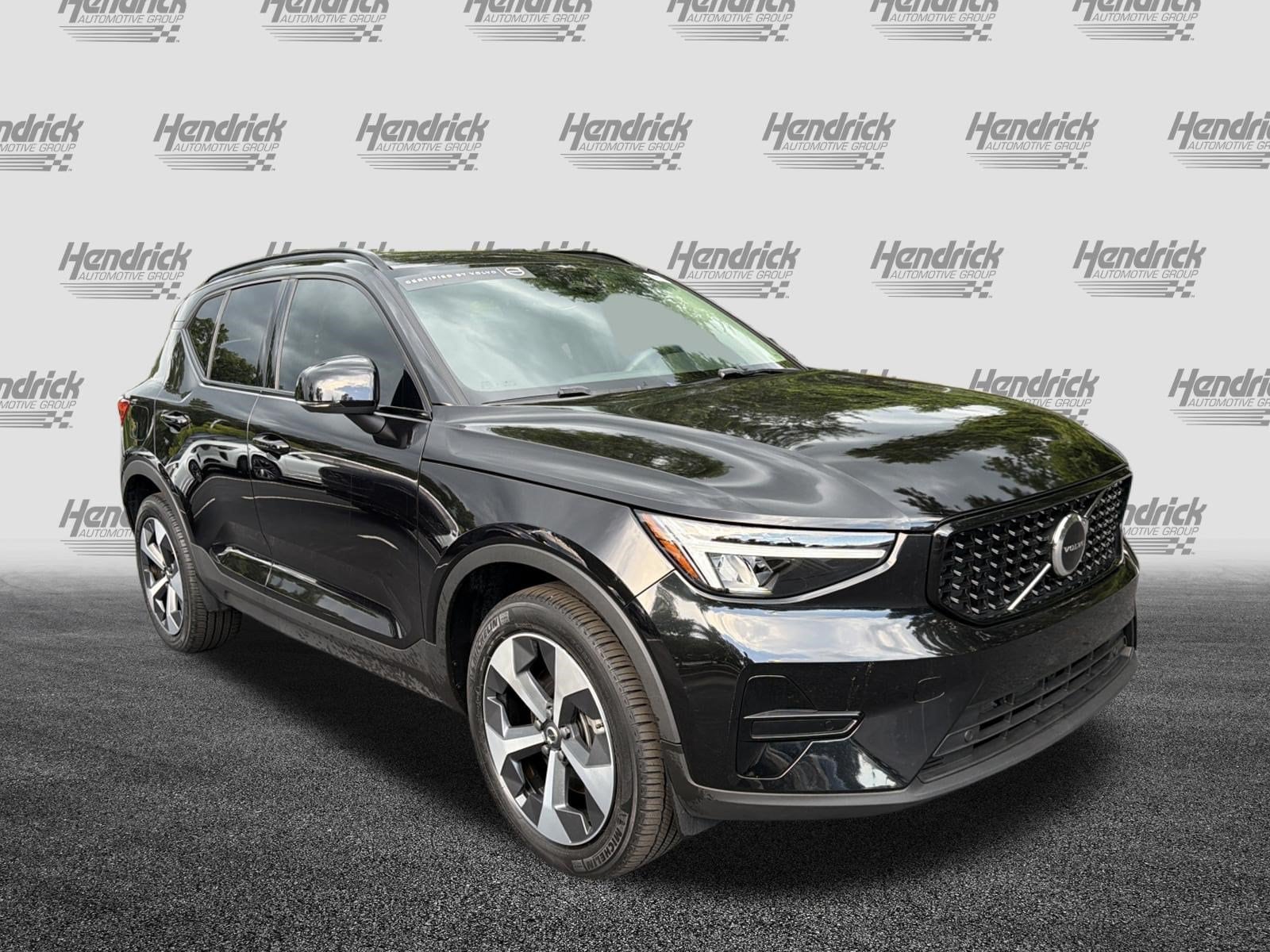 Volvo XC40 Core Dark Theme