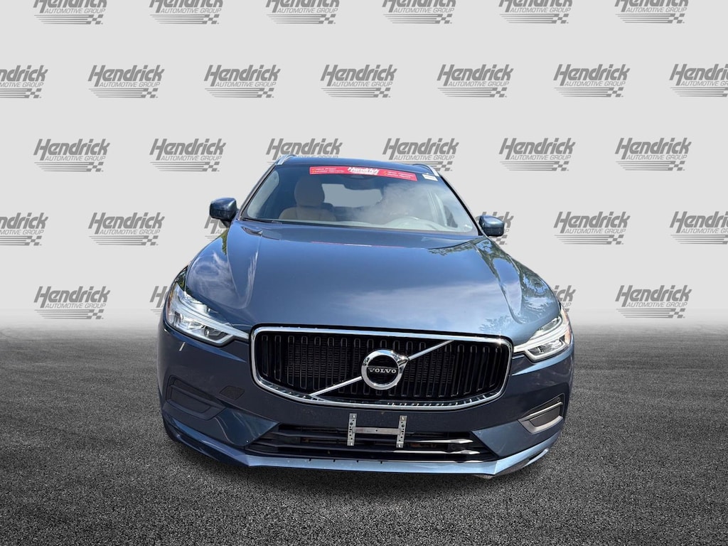 Used 2020 Volvo XC60 Momentum SUV