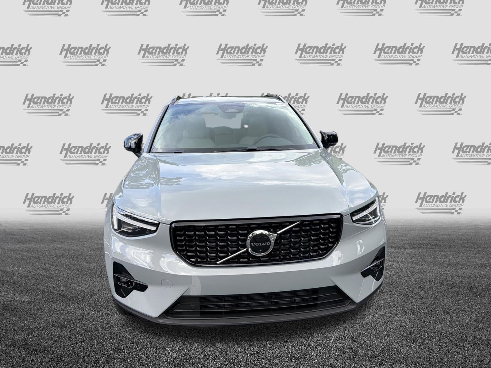Volvo XC40 B4 Plus