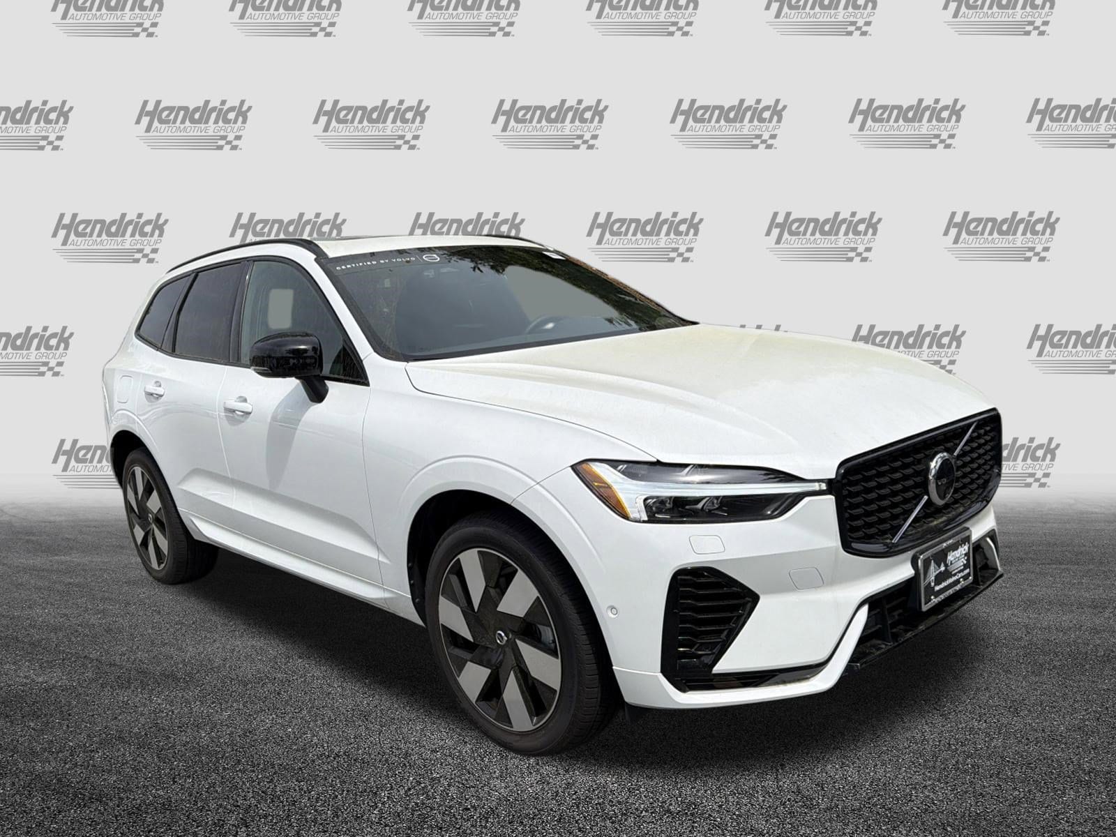 Certified 2024 Volvo XC60 Plus with VIN YV4H60DLXR1738351 for sale in Charleston, SC