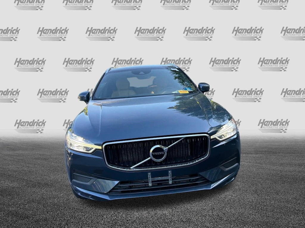 Used 2020 Volvo XC60 Momentum SUV