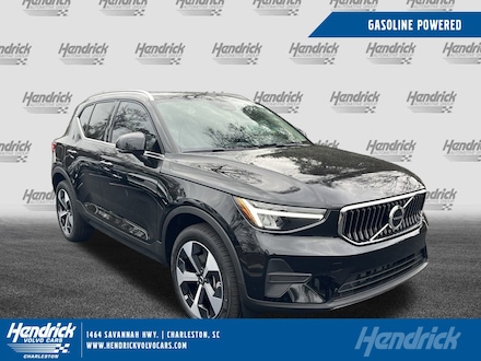 2025 Volvo XC40 B5 Core Bright Theme AWD SUV