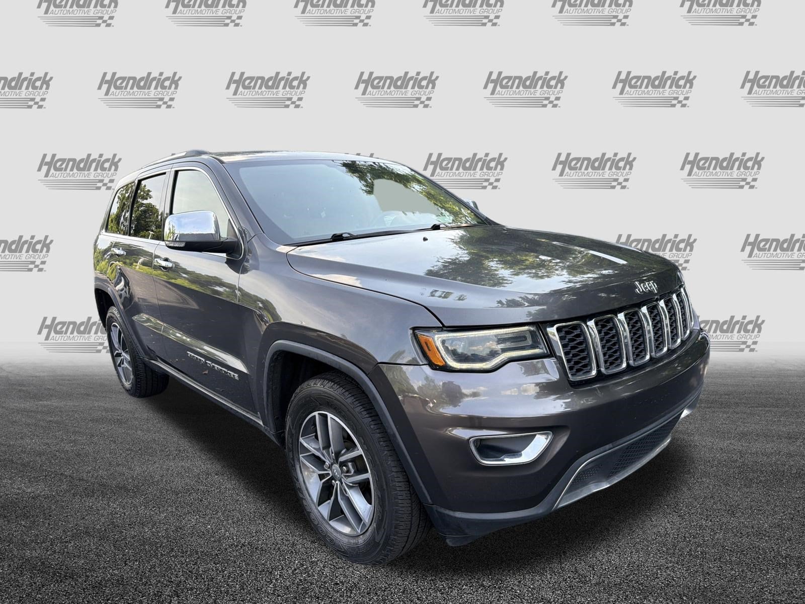 Used 2017 Jeep Grand Cherokee Limited with VIN 1C4RJEBG9HC887751 for sale in Charleston, SC