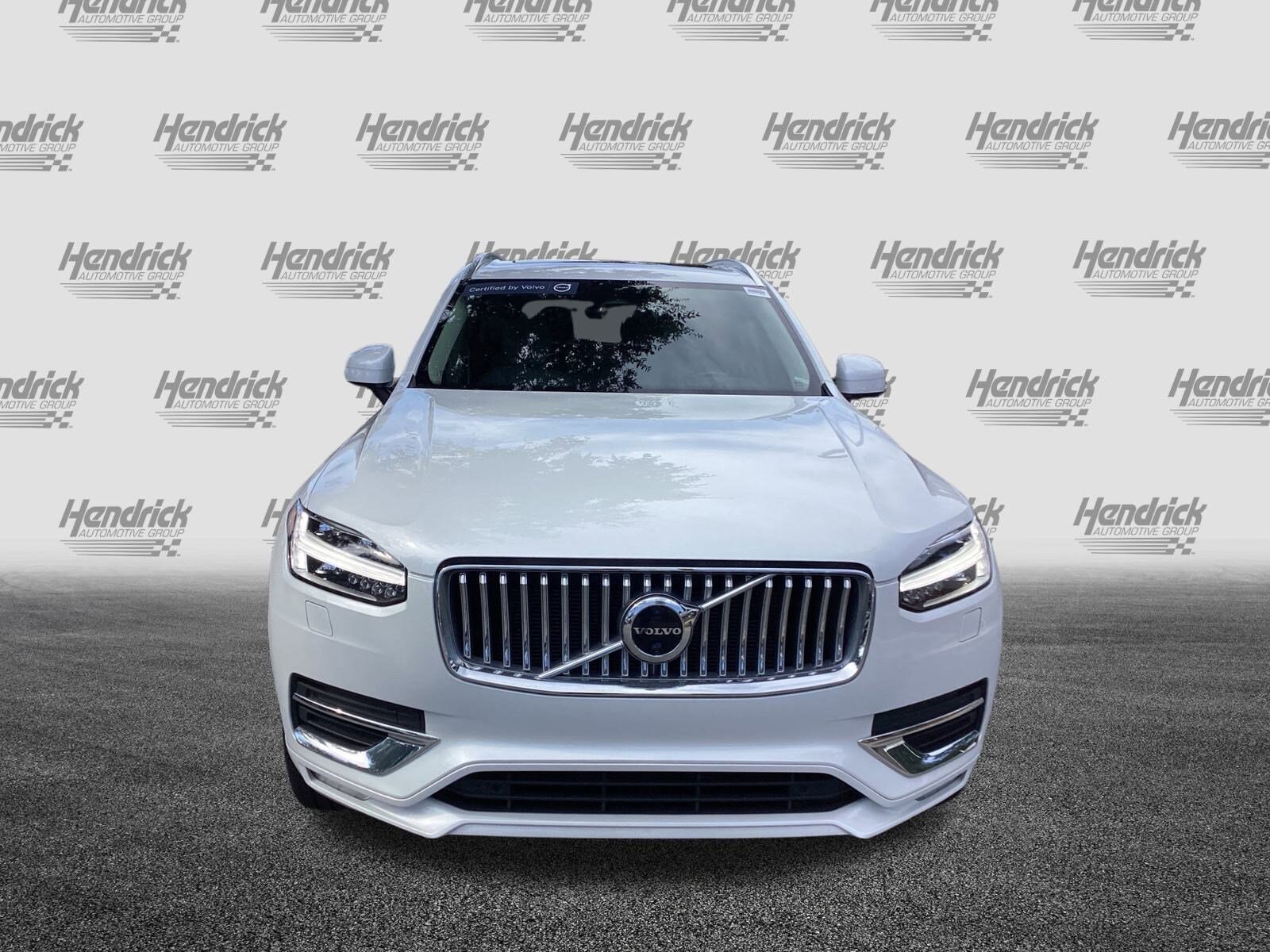 2023 Volvo XC90 Plus photo 3