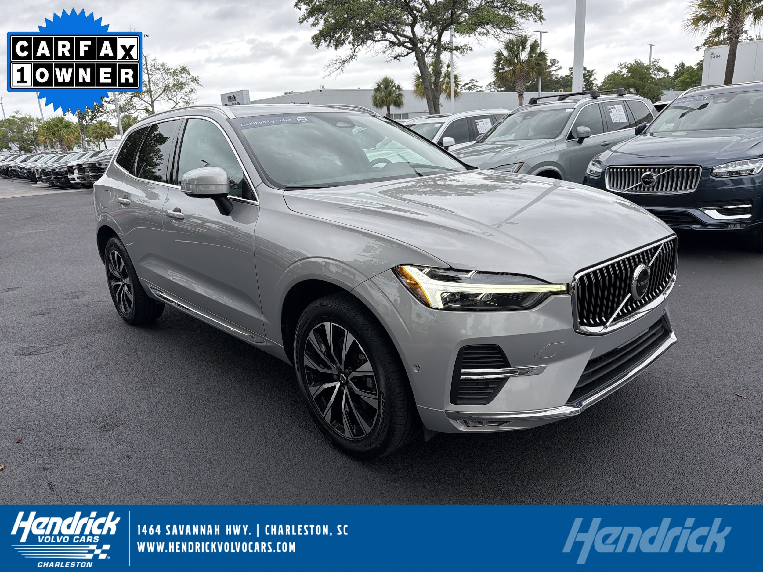 2023 Volvo XC60 B5 Plus Bright Theme AWD's photo