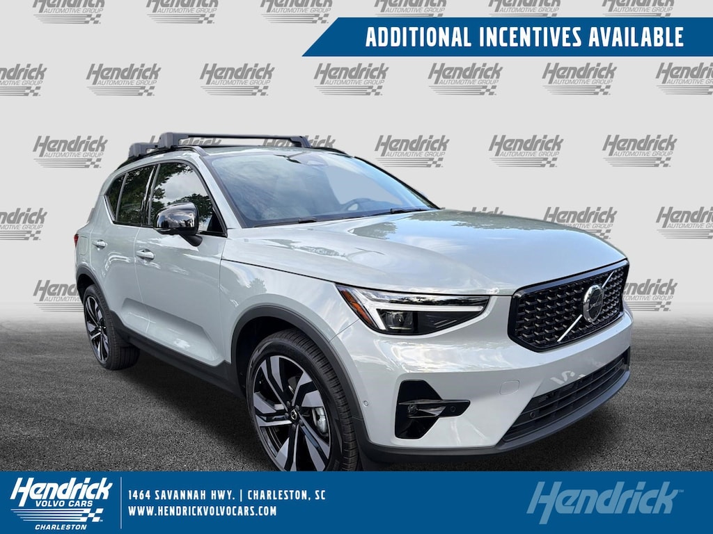 New 2026 Volvo XC40 B5 Ultra SUV