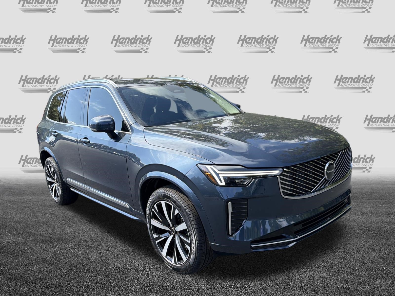 New 2027 Volvo XC90 B5 Core SUV
