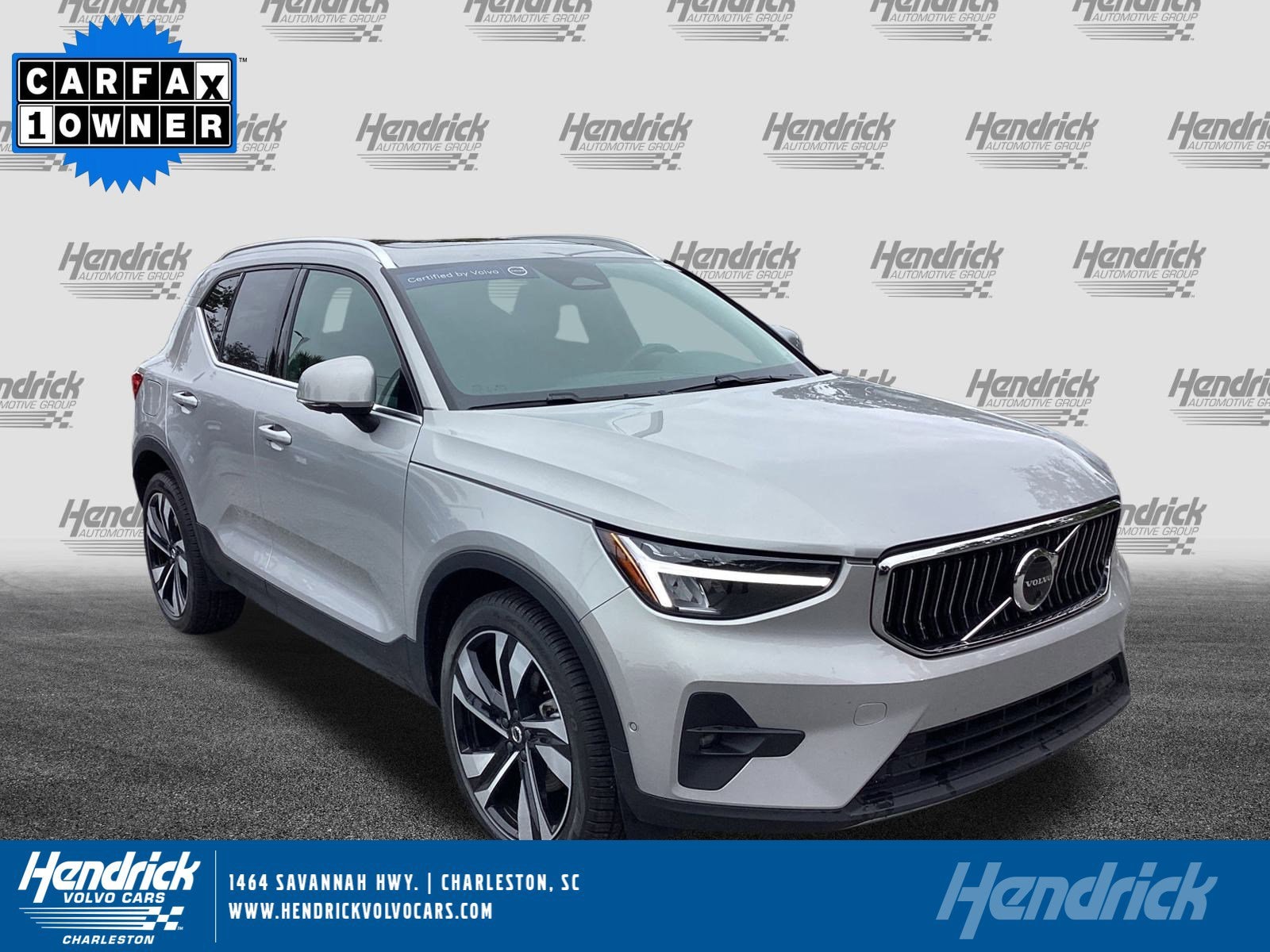 2025 Volvo XC40 Plus's photo