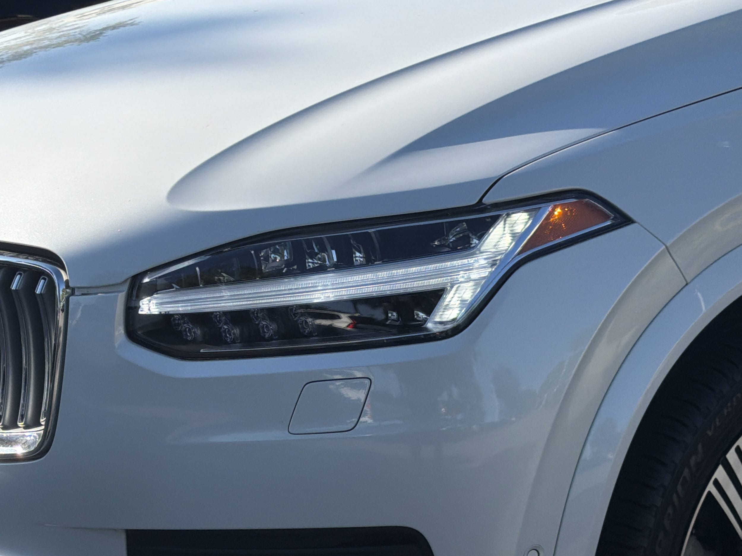2024 Volvo XC90 Plus Bright Theme photo 5