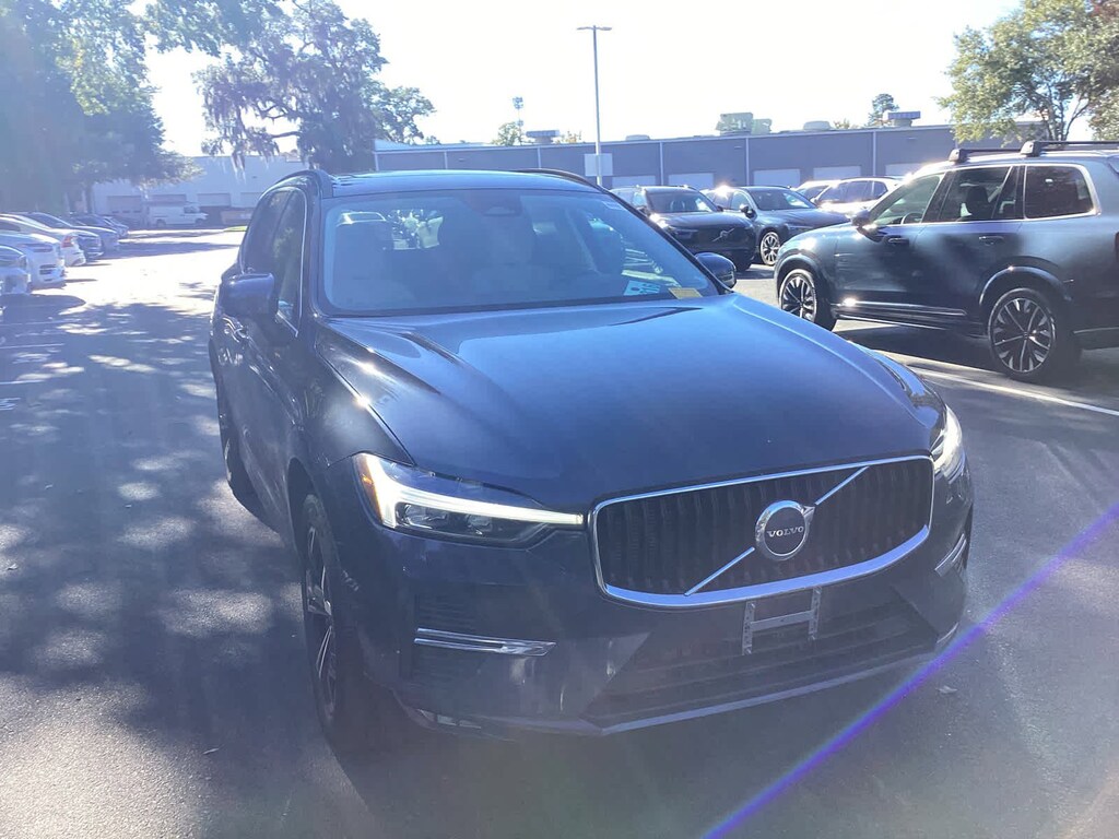 Certified 2022 Volvo XC60 Momentum SUV
