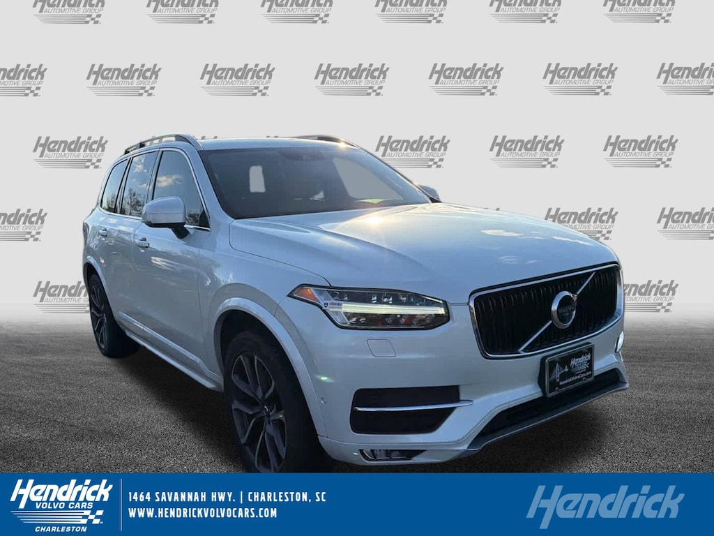 Used 2017 Volvo XC90 Momentum SUV