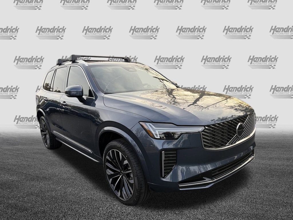 New 2026 Volvo XC90 B5 Core SUV