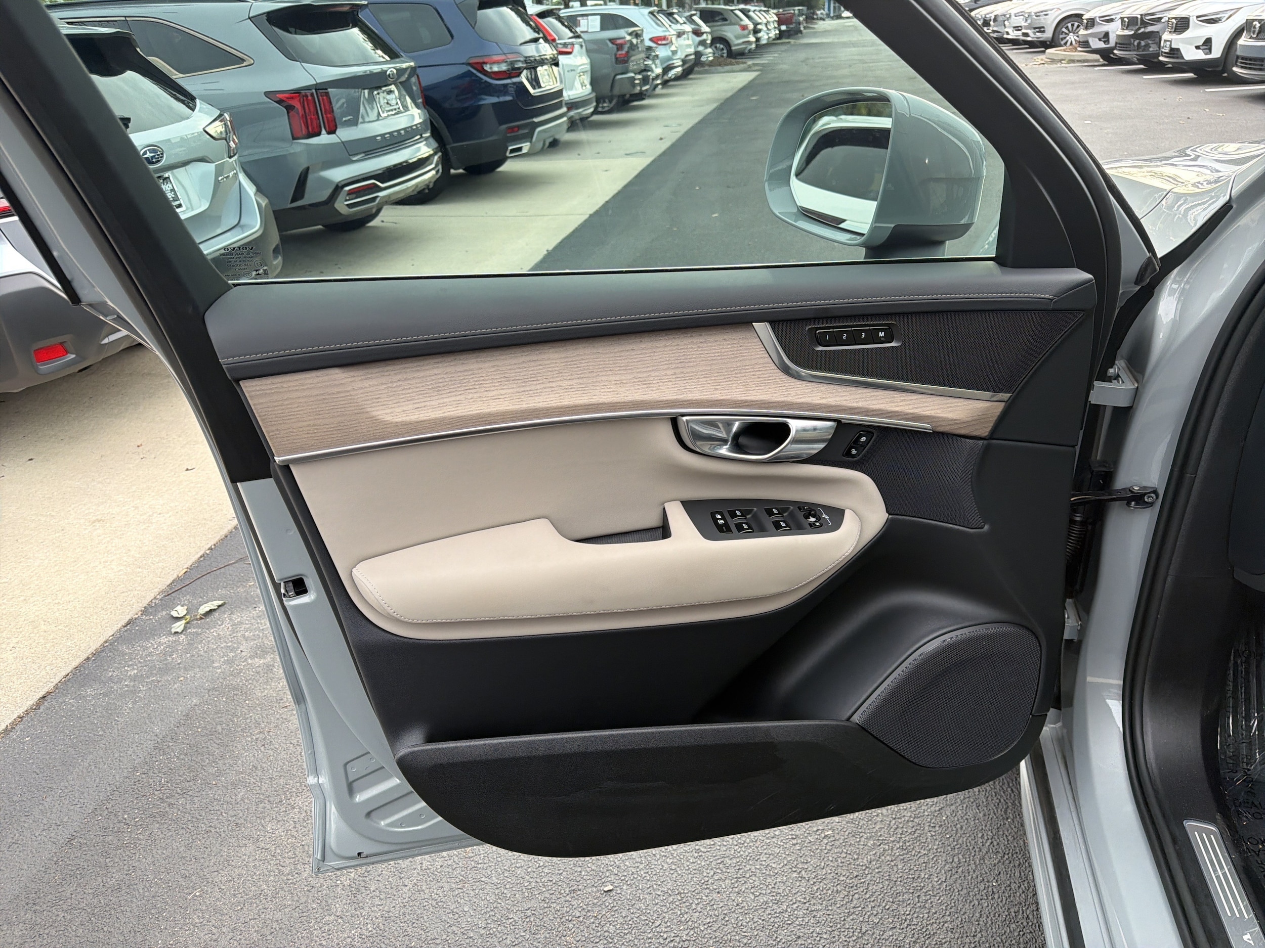 Used 2025 Volvo XC90 For Sale in Charleston